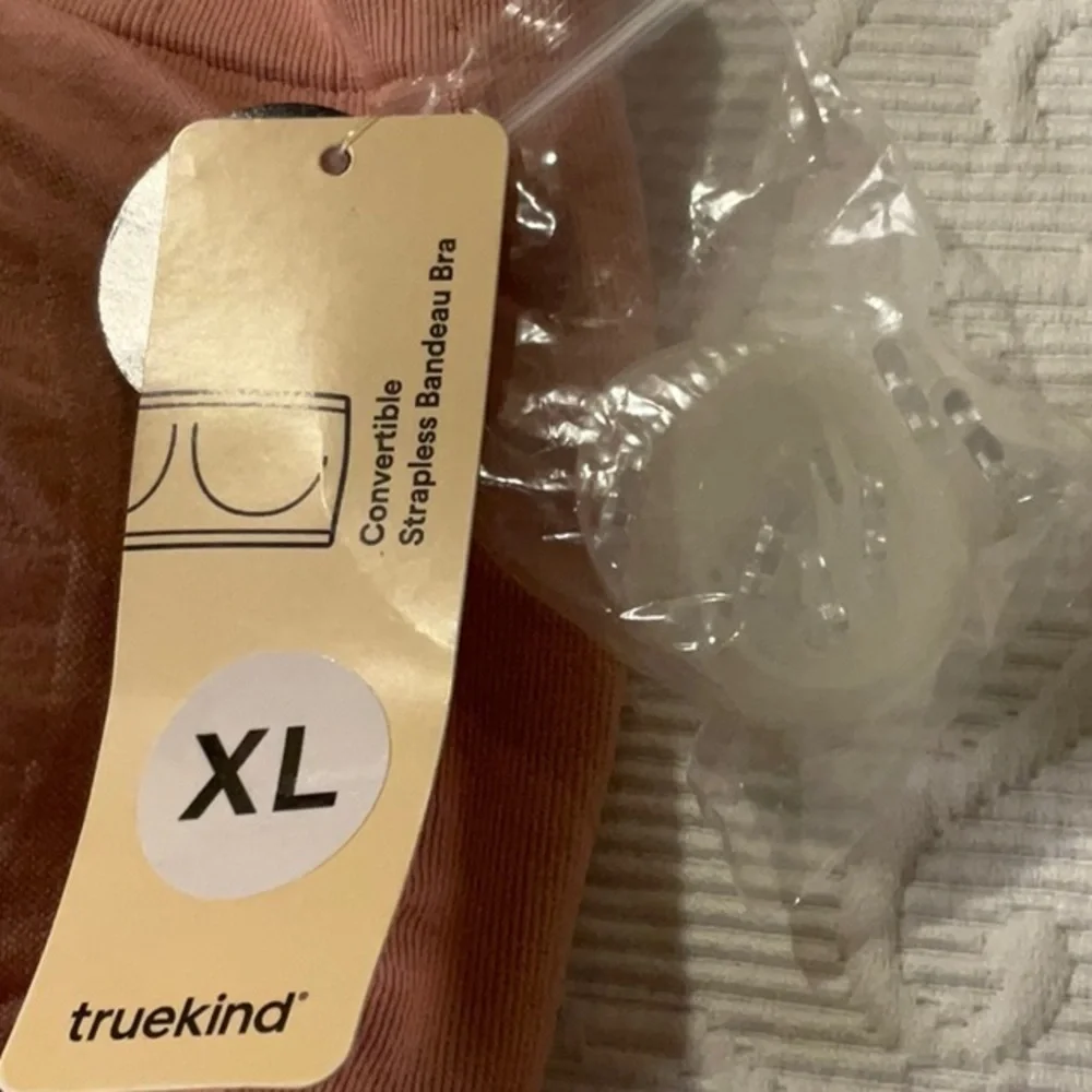 Convertible Strapless Bandeau Bra - NWT